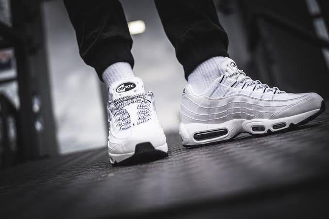 NIKE ナイキ AIR MAX 95 エアマックス WHITE/BLACK-BLACK OREO NIKE ナイキ AIR MAX 95 エアマックス WHITE/BLACK-BLACK OREO