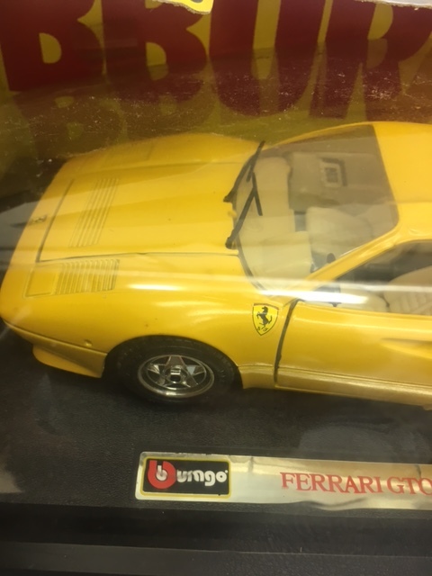 BBURAGO FERRARI GTO 1984 1/24_フロント