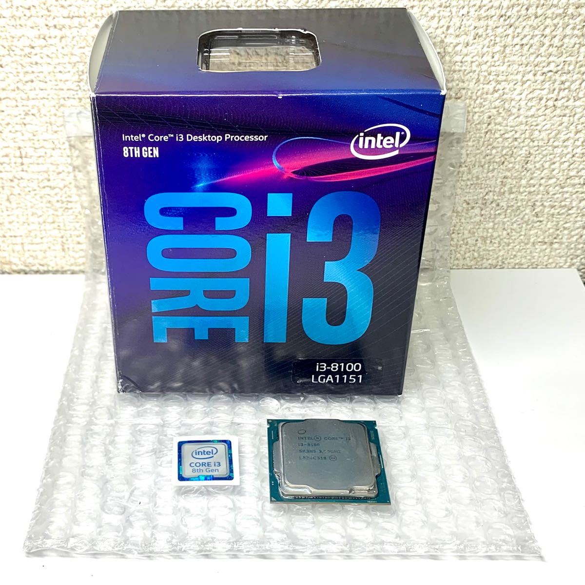 ★中古動作★ Intel インテル CPU Core i3-8100 BOX LGA1151 エンブレムシール リテールクーラー
