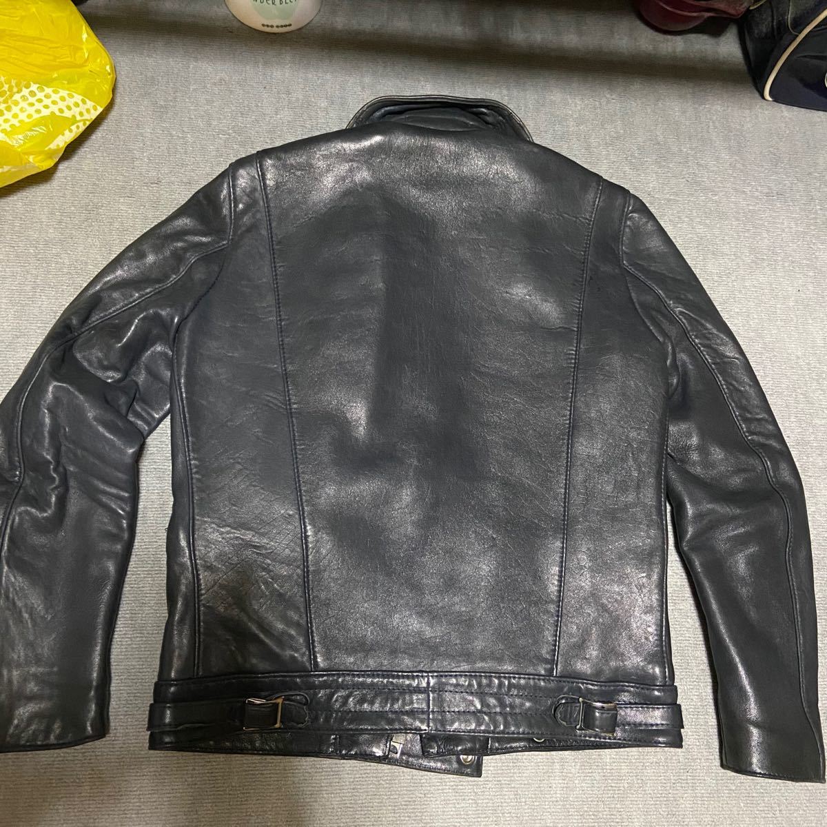 ルイスレザーサイクロンタイトフィットシープスキン36美品 ルイスレザーサイクロンタイトフィットシープスキン36美品