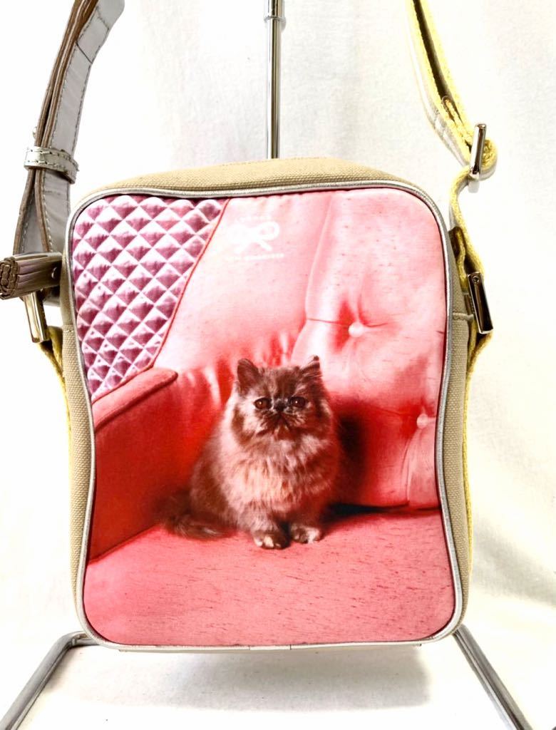 アニヤハインドマーチ 猫 写真プリント 斜め掛け ショルダーバッグ