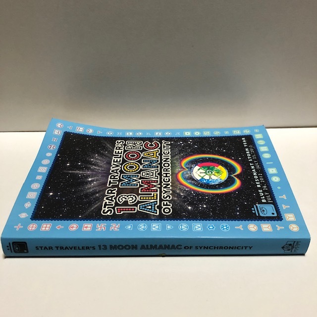 値下げ交渉可 希少本 洋書 13の月の暦 マヤンカレンダー【 Star Traveler's 13 Moon Almanac of Synchronicity 】 - 人生論、メンタルヘルス 値下げ交渉可 希少本 洋書 13の月の暦 マヤンカレンダー【 Star Traveler's 13 Moon Almanac of Synchronicity 】 - 人生論、メンタルヘルス