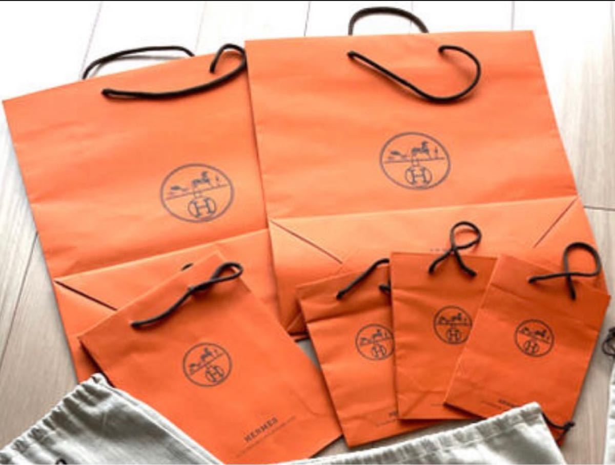 エルメス HERMES ショッパー袋とオンライン専用ギフトボックスの エルメス HERMES ショッパー袋とオンライン専用ギフトボックスの