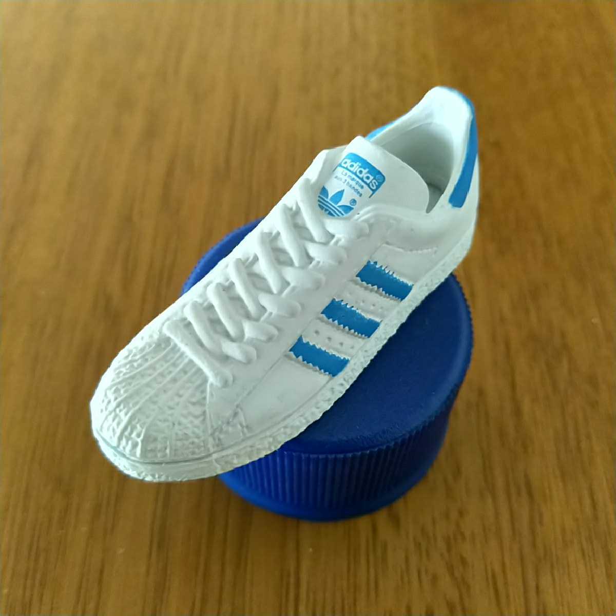 アディダス　ボトルキャップ　adidas ペプシ 1_画像1