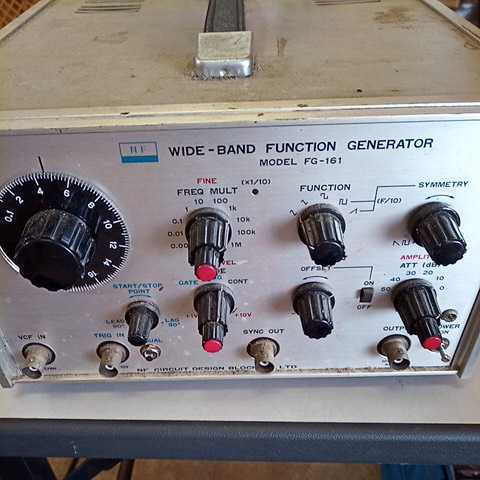 WIDE-BAND FUNCTION GENERTOR FG-161 通電確認　現状品