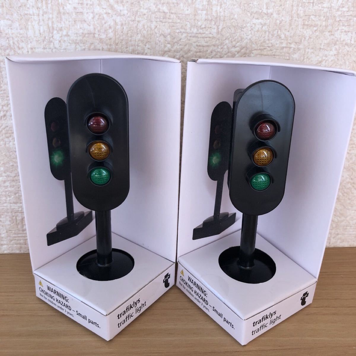 Paypayフリマ フライングタイガー 信号機 2個セット おもちゃ トミカ プラレール 鉄道 車 Paypayフリマ フライングタイガー 信号機 2個セット おもちゃ トミカ プラレール 鉄道 車