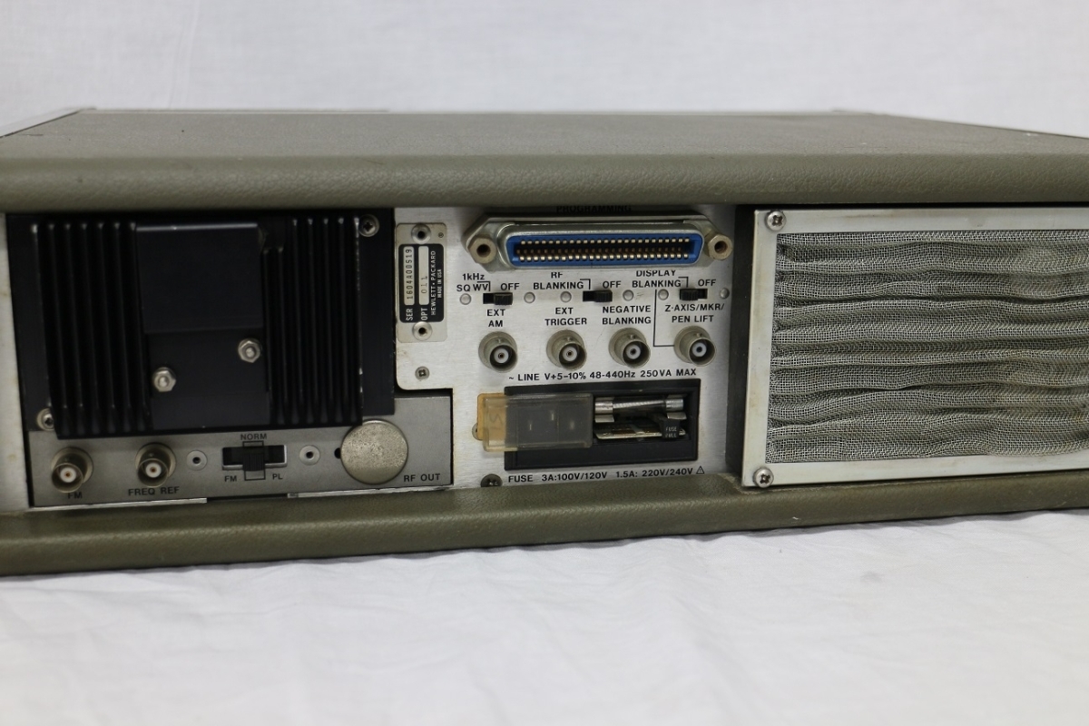 HP 8620C 86260B 10-15.5GHz.. signal generator 