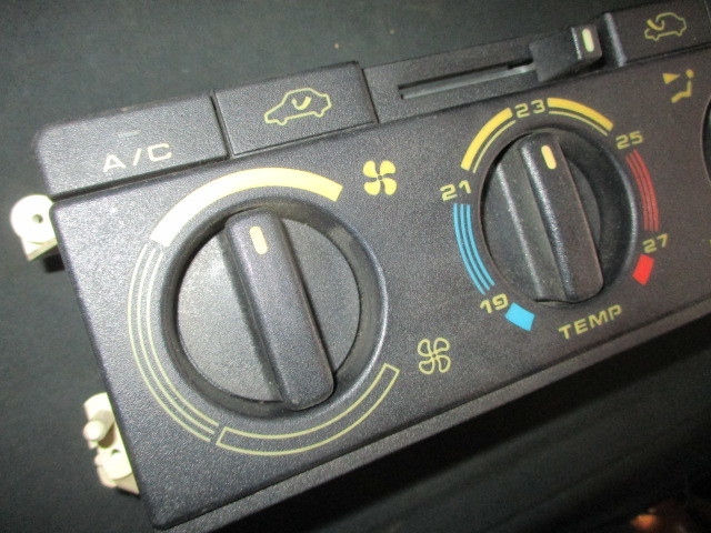 # Peugeot 405 выключатель кондиционера б/у 15DK 00216990 снятие частей есть klai mate контроль обогреватель клапан(лампа) двигатель-вентилятор #