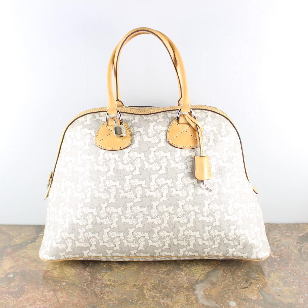 CELINE DOME TYPE CARRIAGE PATTERNED HAND BAG/セリーヌドームタイプ馬車柄ハンドバッグ_画像1