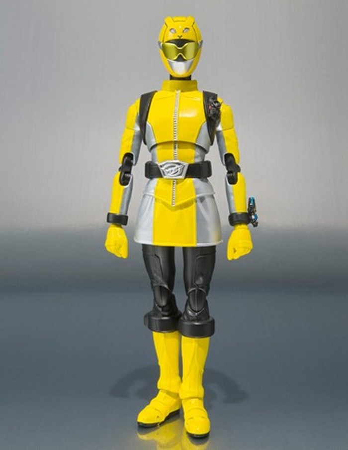 魂ウェブ商店限定 S.H.Figuarts　イエローバスター＆ウサダ・レタス　「特命戦隊ゴーバスターズ」　フィギュアーツ 宇佐見ヨーコ 小宮有紗