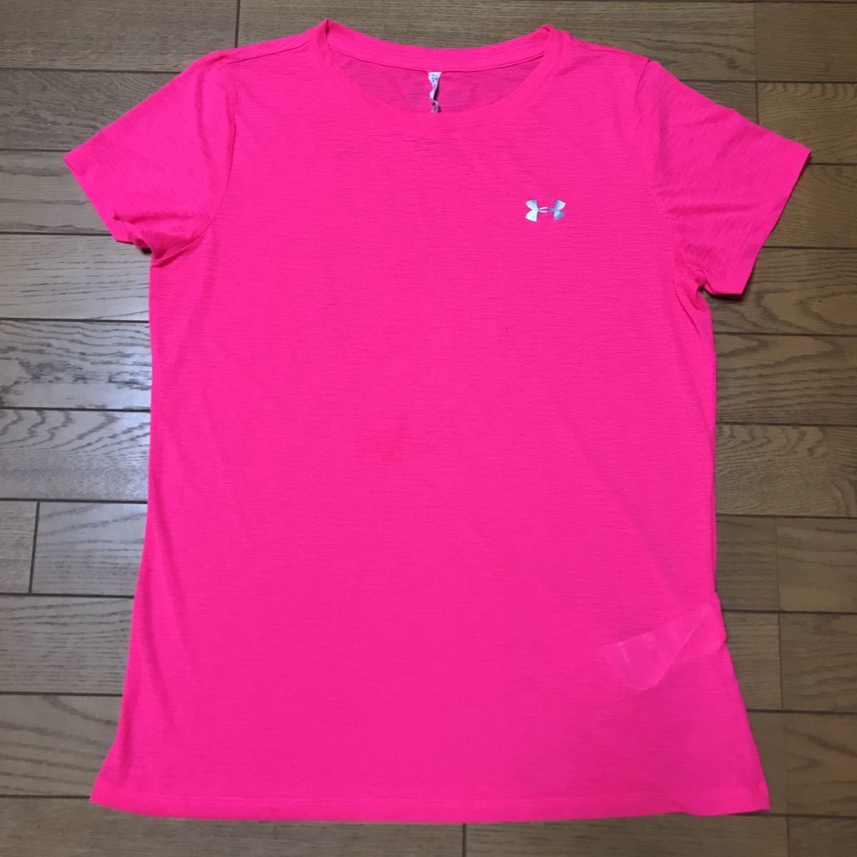 UNDER ARMOUR WOMEN’S RUNNING SHORT SLEEVE T-SHIRTS size-MD 中古 送料無料 NCNR
