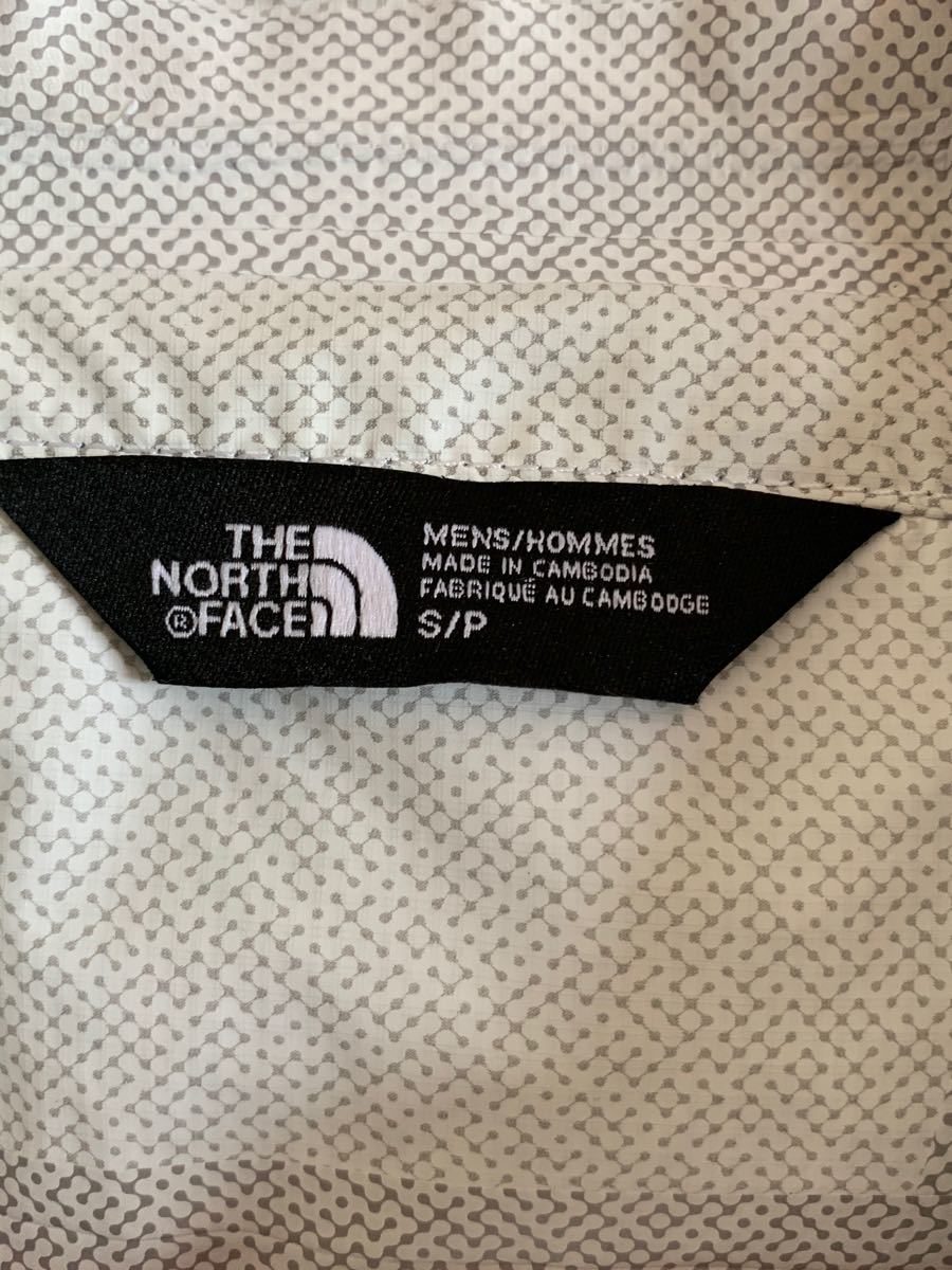 THE NORTH FACE ナイロンジャケット