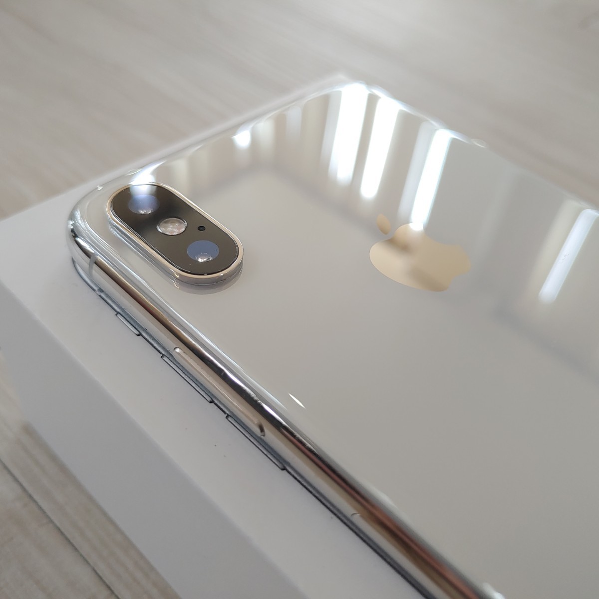 極上美品】iPhone X Silver 256 GB SIMフリー Apple 本体｜PayPayフリマ