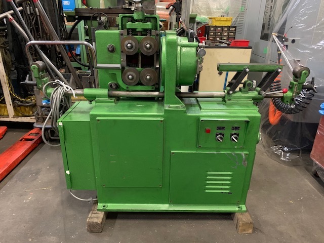 ☆北産興業 自動丸棒削機 RB-3C 2003年製 カッター各種 ☆北産興業 自動丸棒削機 RB-3C 2003年製 カッター各種