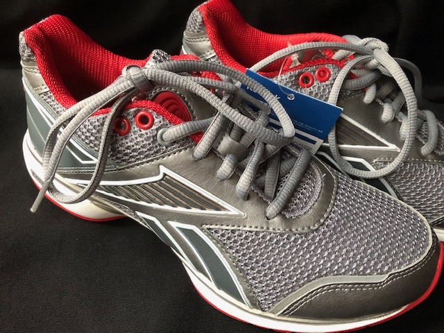 Reebok リーボック イージートーン ウォーキングシューズ 22 5cm 靴 スニーカー シューズ グレー ダイエット リーボック 売買されたオークション情報 Yahooの商品情報をアーカイブ公開 オークファン Aucfan Com Reebok リーボック イージートーン ウォーキングシューズ 22 5cm 靴 スニーカー シューズ グレー ダイエット リーボック 売買されたオークション情報 Yahooの商品情報をアーカイブ公開 オークファン Aucfan Com