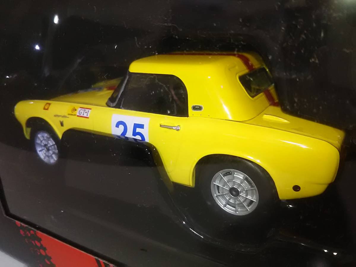 ヤフオク! - 1/18 ホンダ S800 レーシング 1968年 RSC 鈴鹿 1