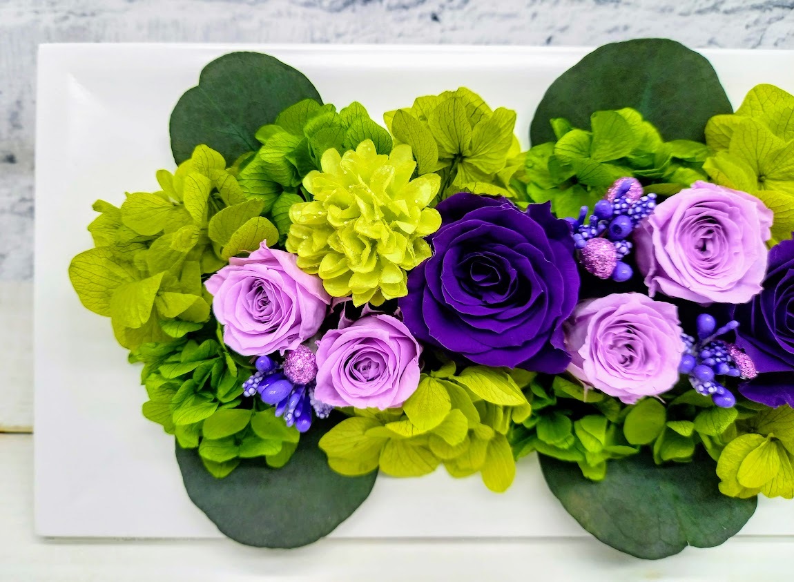 * last 1 piece! great special price! price cut! preserved flower frame arrange rectangle purple cellophane wrapping flower gift .*