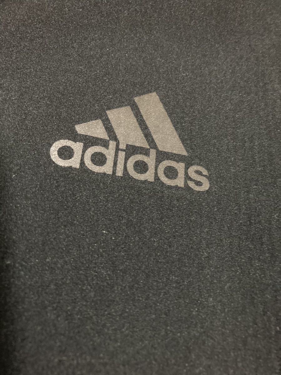  новый товар adidas. молния, чёрный, Logo серебряный пальто размер O