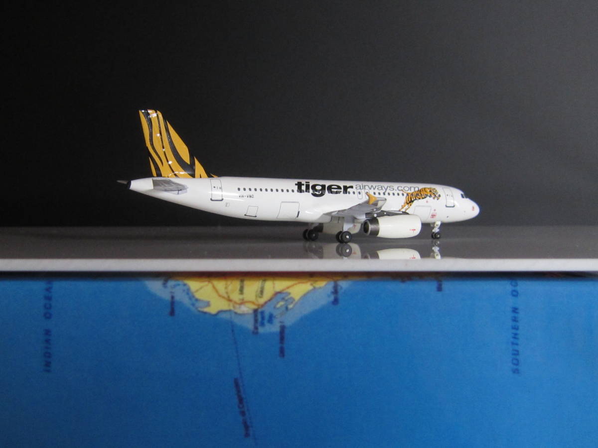 ◆ｔｉｇｅｒ ａｉｒｗａｙｓ．ｃｏｍ [VH-VNC]◆Australian Classics [1:400]◆Ａ３２０_画像4