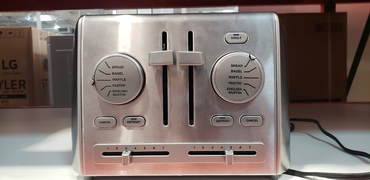 新品　パン焼き器　Cuisinart　Metal 4slice toaster
