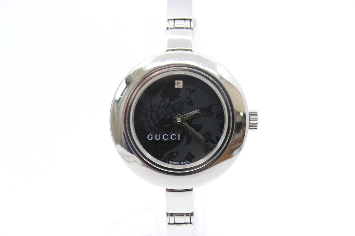 グッチ 腕時計 バングル型 105 1Pダイヤ フローラ フラワー 黒文字盤 クォーツ レディース