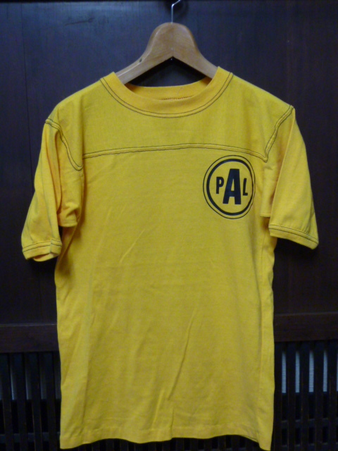 USA古着　80s BANTAMS Tシャツ M 38-40 PAL 黄色 イエロー フットボール アメリカ製 半袖 ナンバリング_画像1