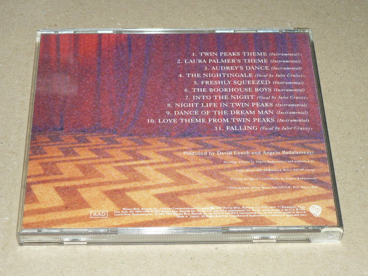 CD（サントラ）／デヴィッド・リンチ監督「ツイン・ピークス」音楽：アンジェロ・バダラメンティ　’90年盤／帯なし、解説書付き、美盤_ケース全体に擦れ。