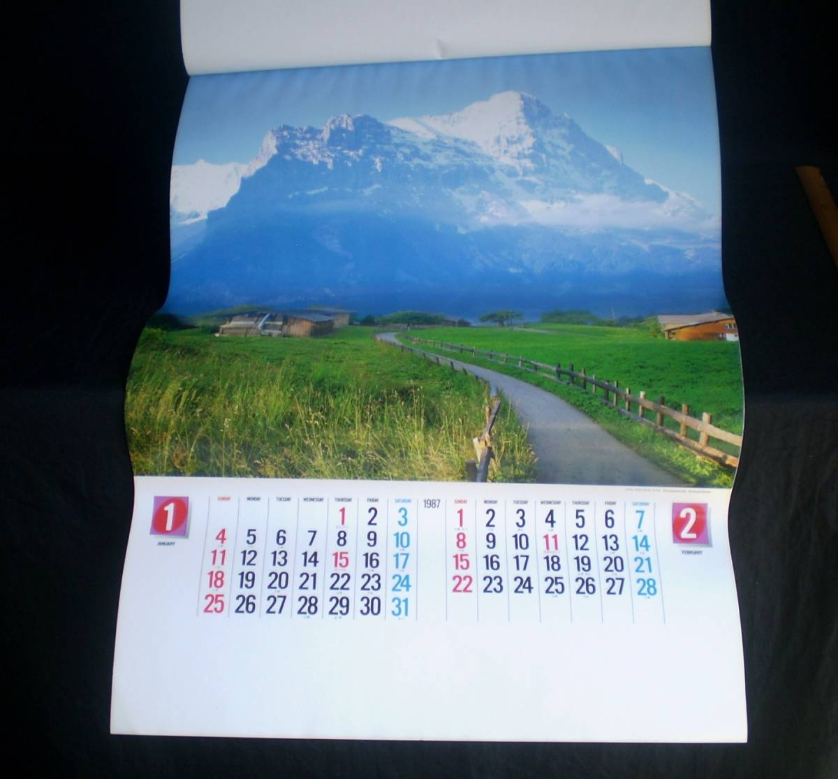 【未使用】カレンダー 1987年 昭和62年 ヨーロッパ 世界風景 表紙1枚＋6枚　オビドス（ポルトガル）1.2月グリンデルワルド（スイス）他_画像4