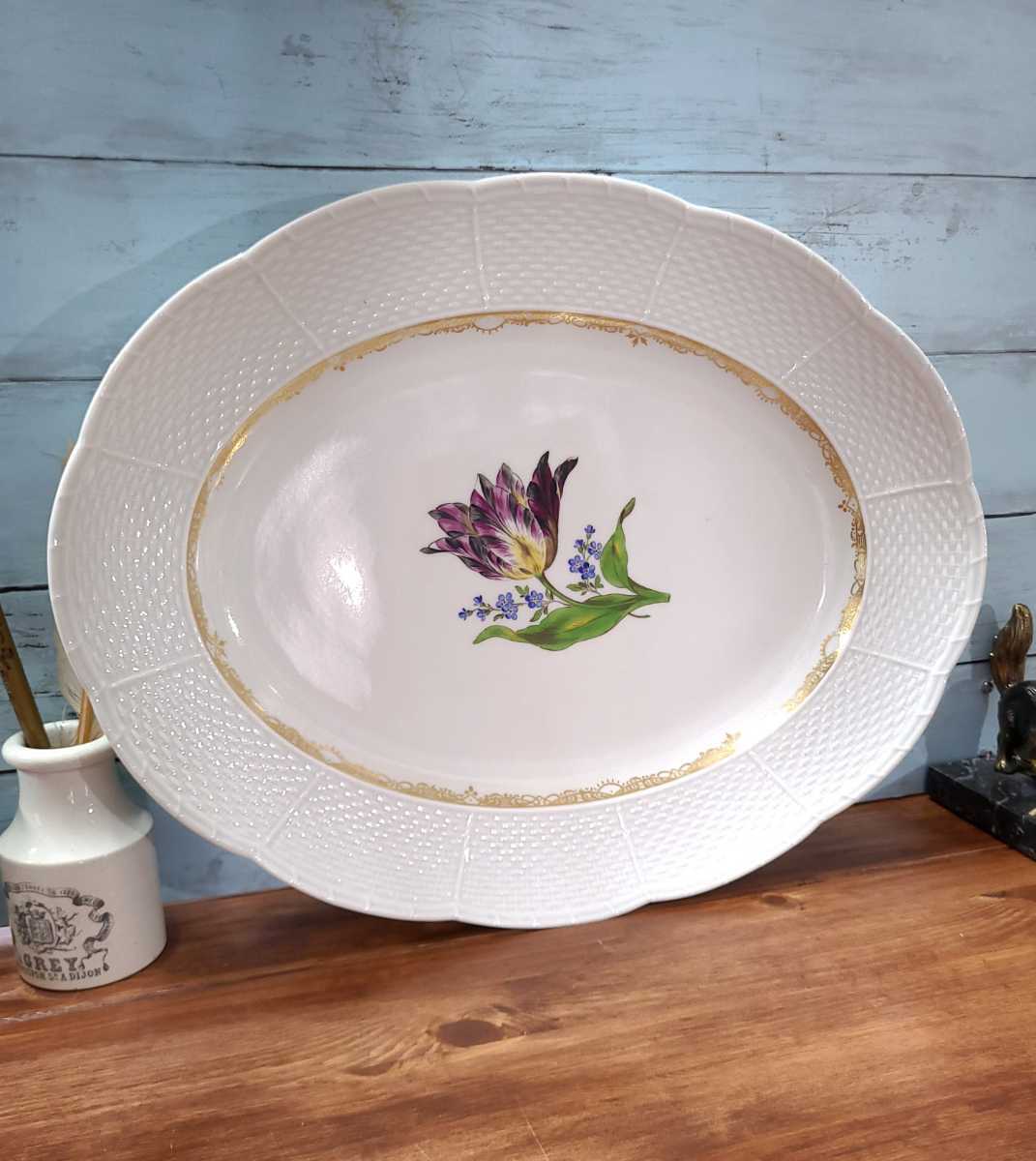 美品☆Meissen マイセン アンティーク 大皿 45cm オーバルプレート 花 金彩 エンボスデザイン 一級品 オールド AB6 3