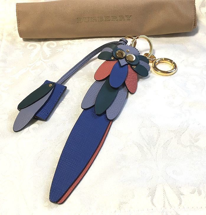 BURBERRY Burberry * leather * original leather * key holder * key charm * south capital pills attaching * unused * free shipping 