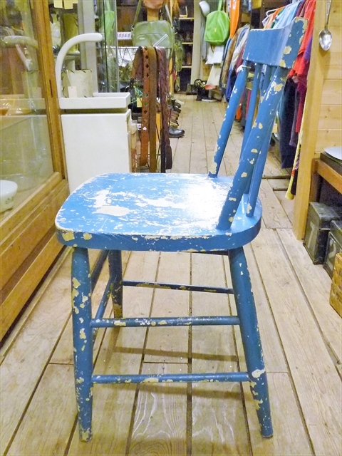 木製チェア　ビンテージ　椅子　イス　青　シャビーシック　インテリア　ディスプレイ　アメリカンアンティーク家具_画像2