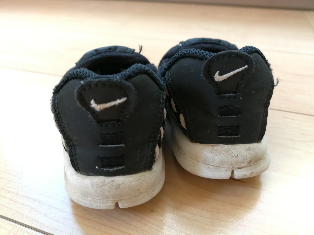 【NIKE】 ベビースニーカースリッポン　12cm