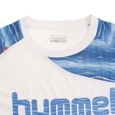 新品送料無料　ヒュンメル hummel プラクティスシャツ Sサイズ　サッカー　Tシャツ