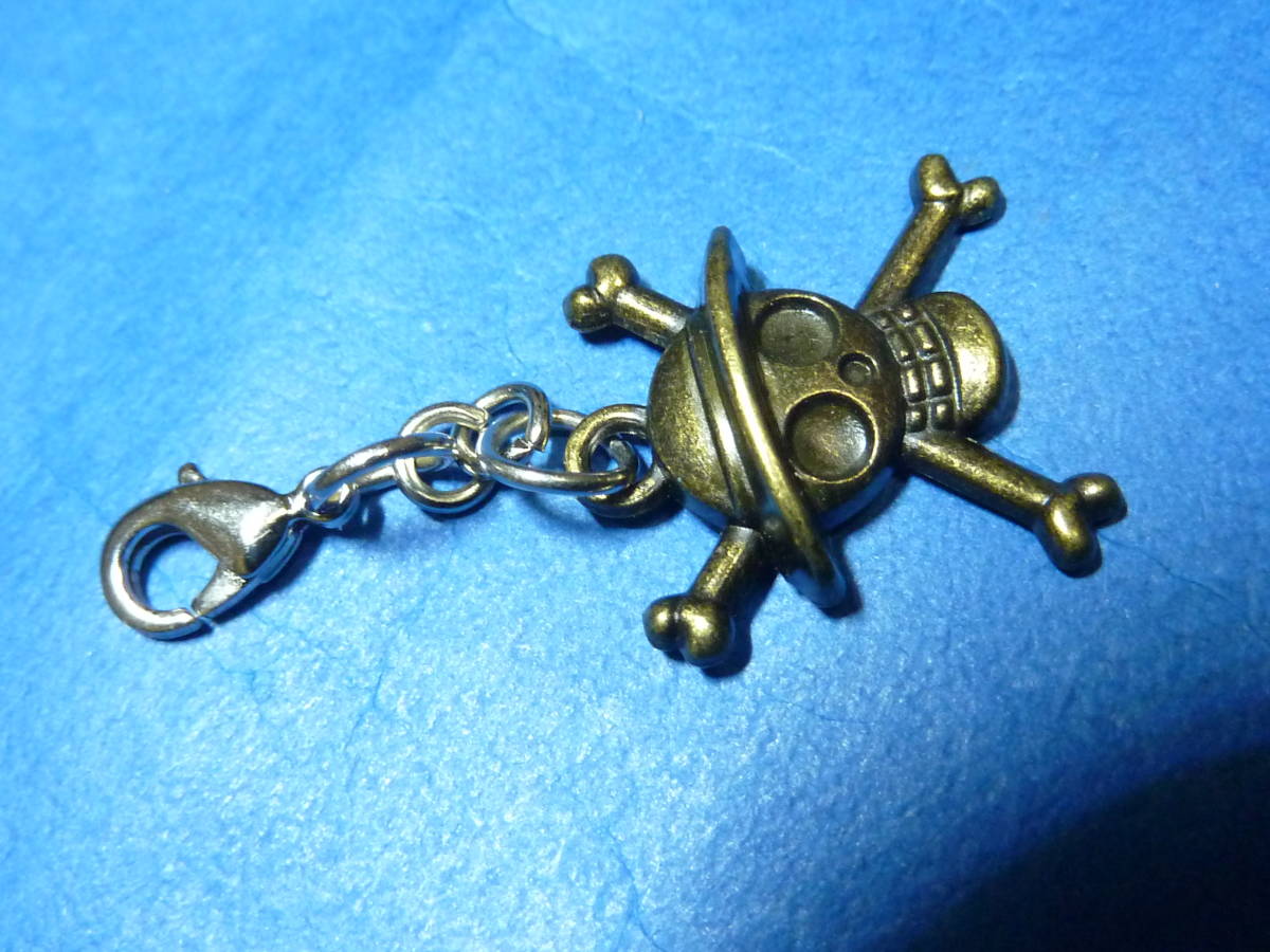 ヤフオク ワンピースの海賊団マークのミニキーホルダー 携 ヤフオク ワンピースの海賊団マークのミニキーホルダー 携