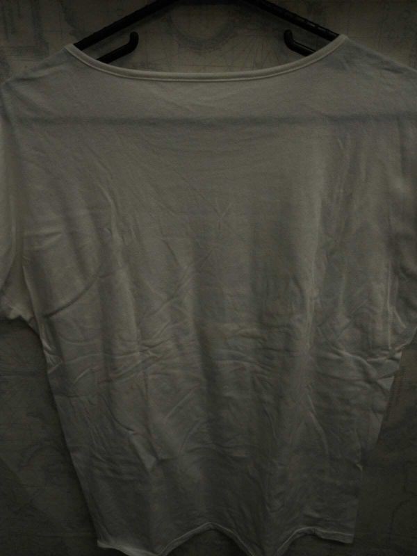 00010 バンドTシャツ 謎ｔ　白　ヒラヒラツキ_画像4