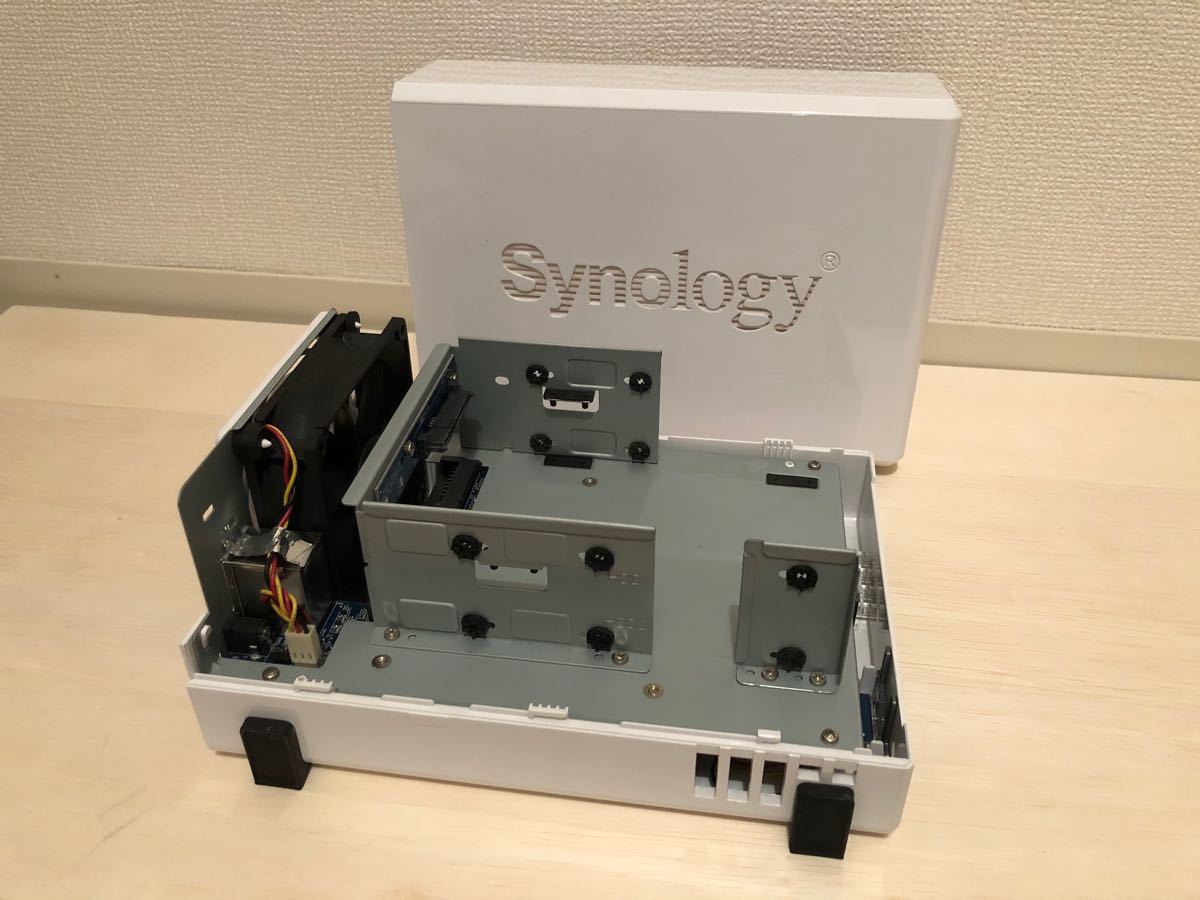 Synology DiskStation DS218j 2ベイ NAS キット