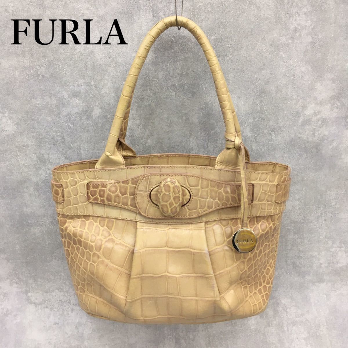 FURLA フルラ ハンドバッグ クロコ型押しレザー 裏地総柄ロゴ チャーム付き 43149 F5001 ベージュ