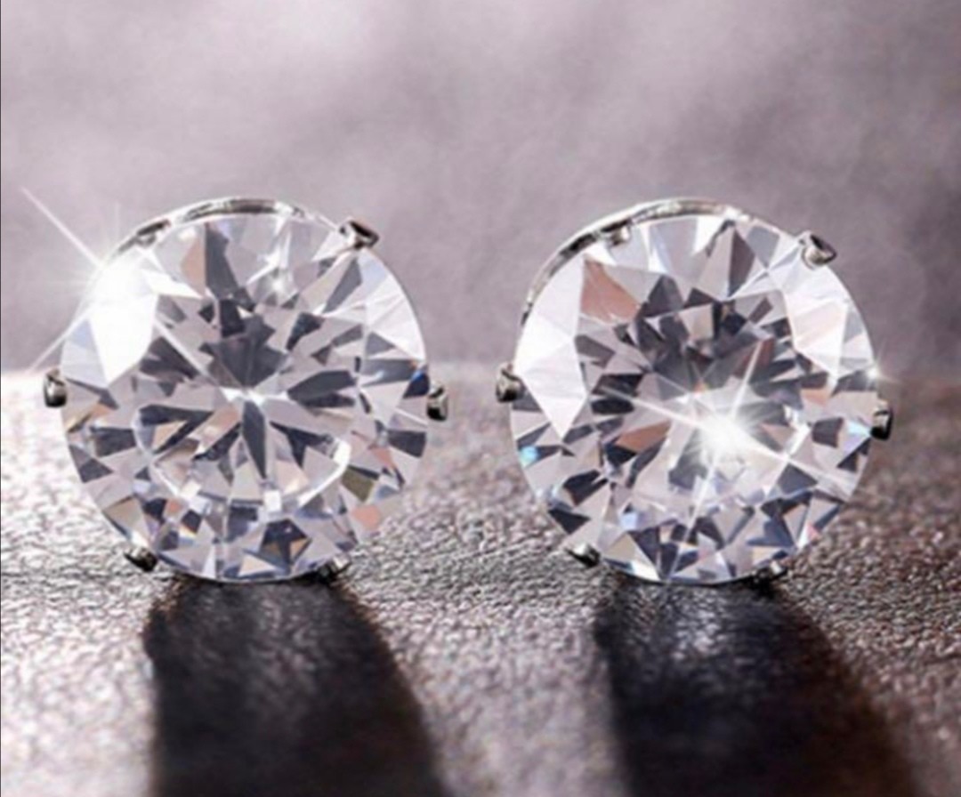 【新品】最高級人工ダイヤモンド 一粒ダイヤ ピアス 5mm 両耳 ジルコニア