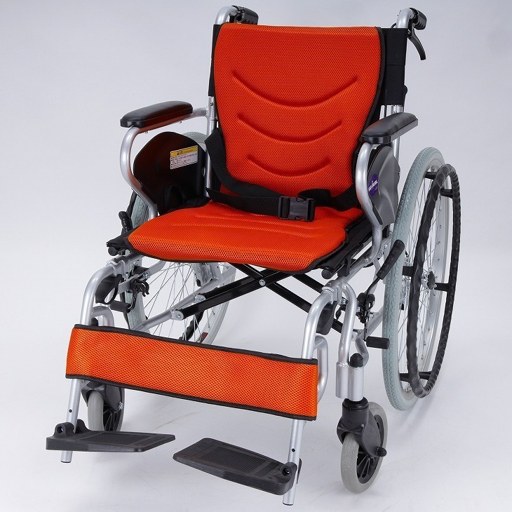 アウトレット 車椅子 自走用 軽量 折りたたみ 送料無料 ペガサス オレンジ F401-O カドクラ 自走介助兼用 バンドブレーキ 高級_画像7