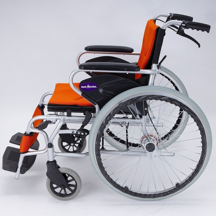 アウトレット 車椅子 自走用 軽量 折りたたみ 送料無料 ペガサス オレンジ F401-O カドクラ 自走介助兼用 バンドブレーキ 高級_画像8
