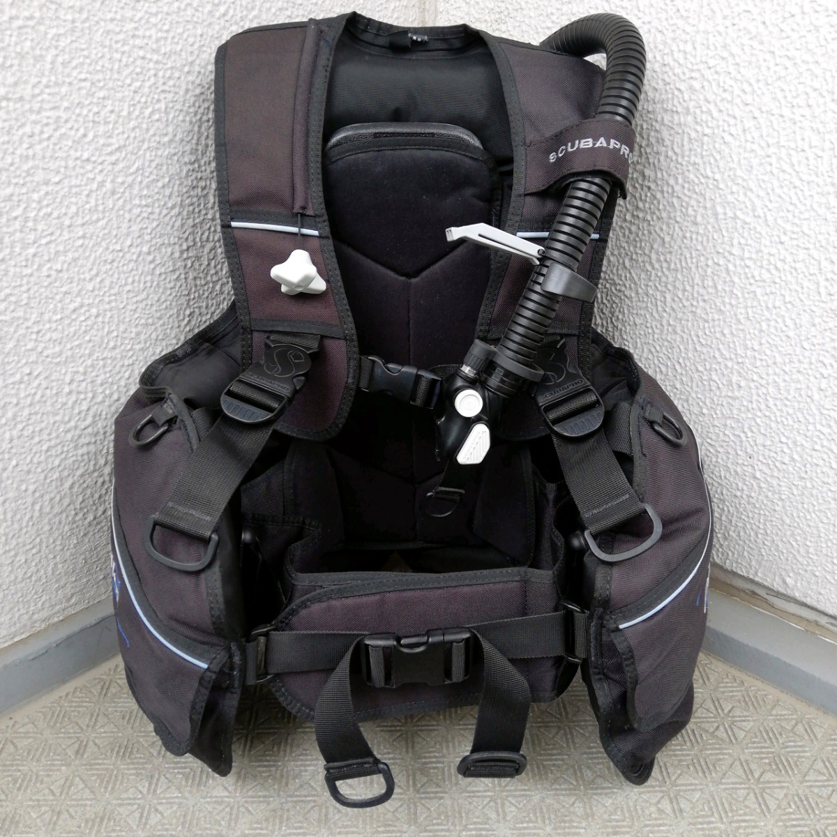 美品 SCUBAPRO pilot BCD スキューバプロ スキューバダイビング