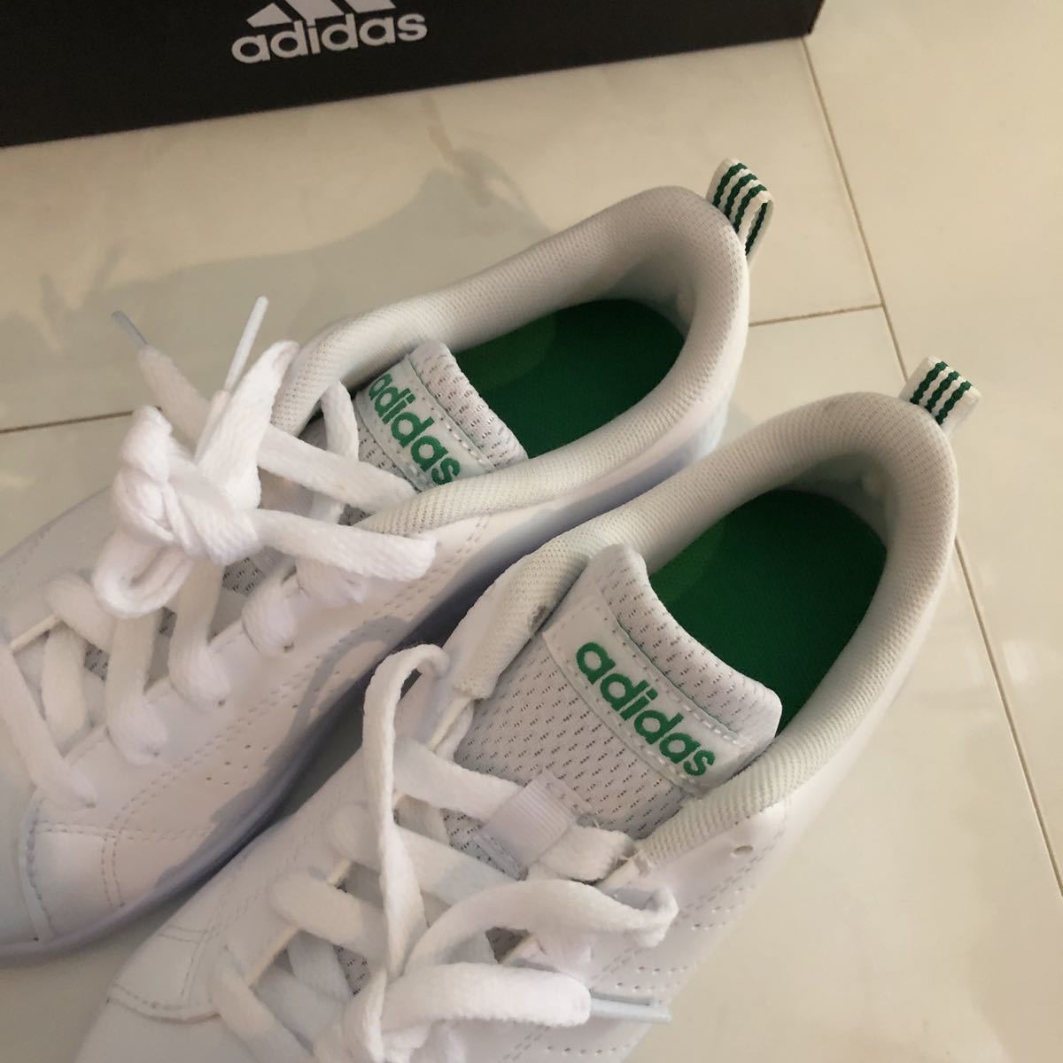  новый товар [ Adidas ]20.0 зеленый VALCLEAN2 K bar clean Kids спортивные туфли low cut мужчина девочка посещение школы обувь 