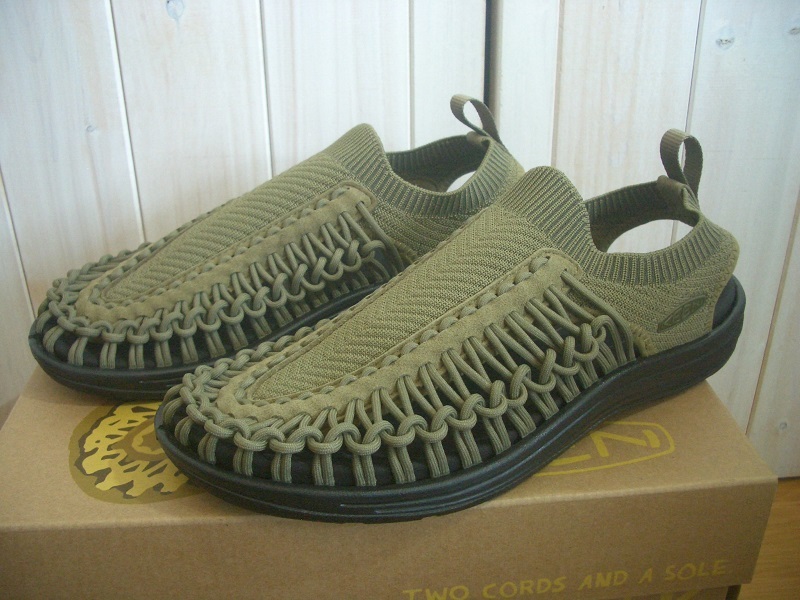 ヤフオク! - 送料込 新品 KEEN キーン UNEEK EVO 26c...