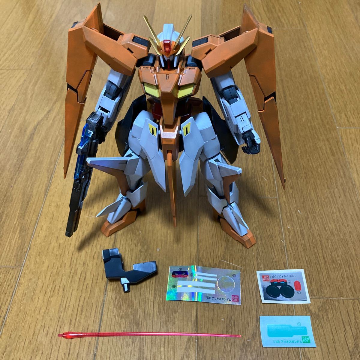ガンプラ 1/100 アリオスガンダム 塗装済み完成品|Yahoo!フリマ ガンプラ 1/100 アリオスガンダム 塗装済み完成品|Yahoo!フリマ