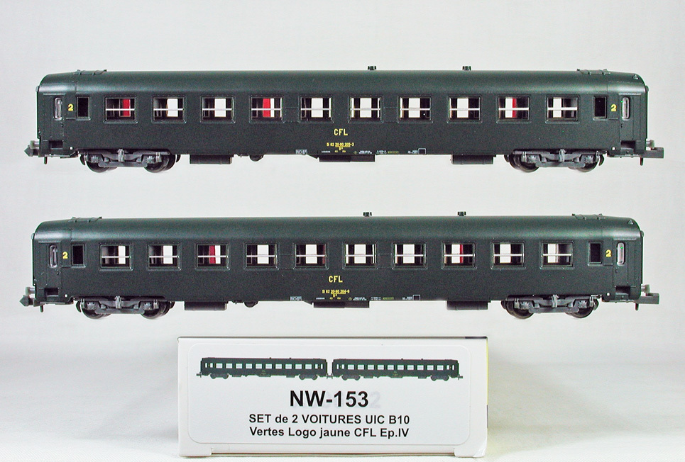 REE-MODELES #NW-153 ＣＦＬ（ルクセンブルグ国鉄）ＵＩＣ-Ｙ Ｂ１０ 区分室２等客車 （ダークグリーン）