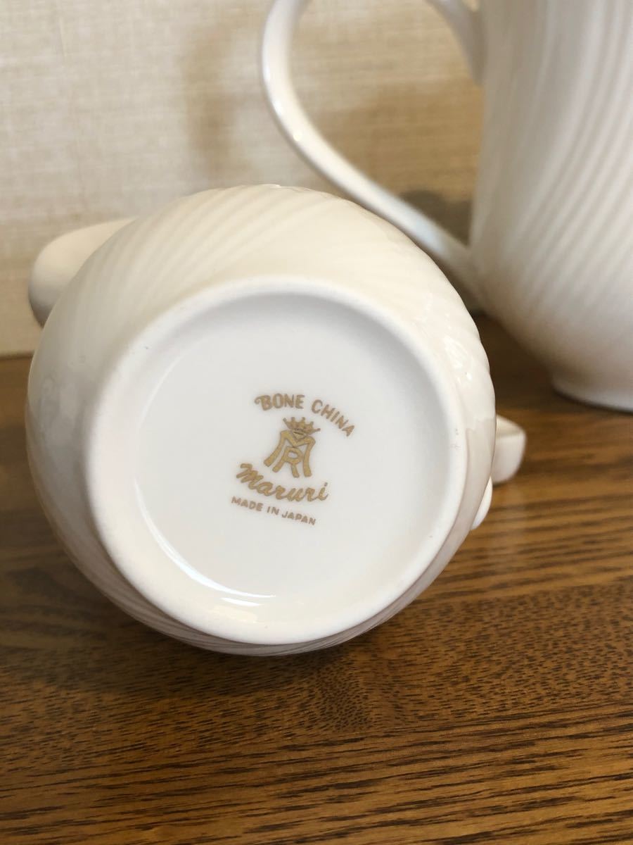 マルリ 薔薇付き ティーポット ミルクピッチャー セット maruri マルリ 薔薇付き ティーポット ミルクピッチャー セット maruri