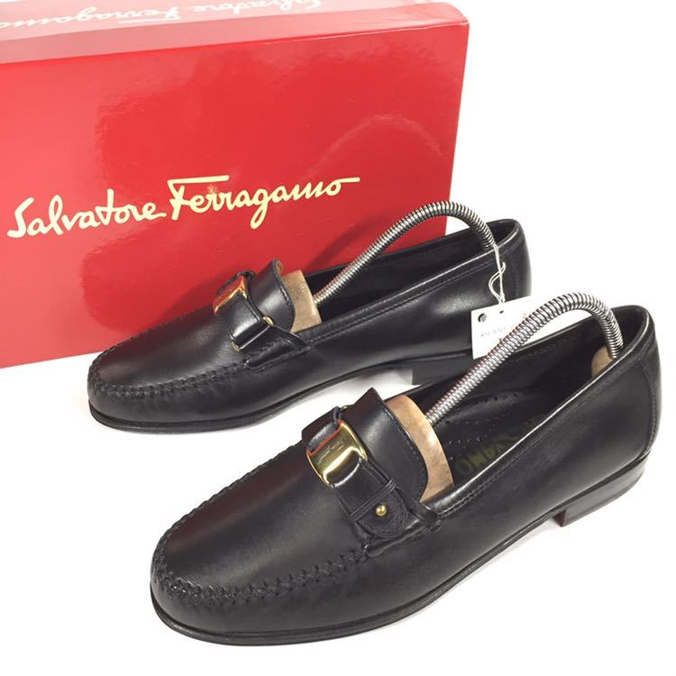 未使用品【フェラガモ】本物 Ferragamo 靴 24cm 黒 ヴァラ金具