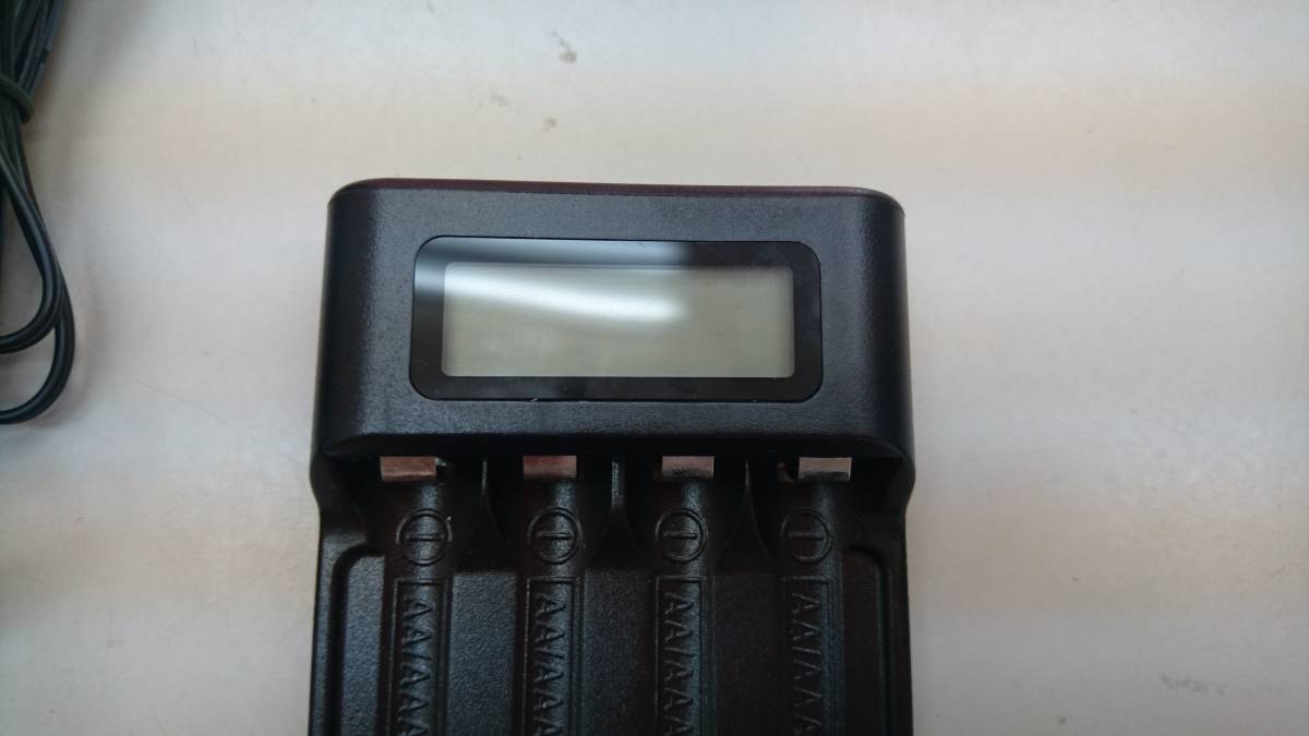 ■lcd battery charger　単3・単4ニッケル水素充電池用充電器　(4本タイプ)　JBC018-21　C_画像3