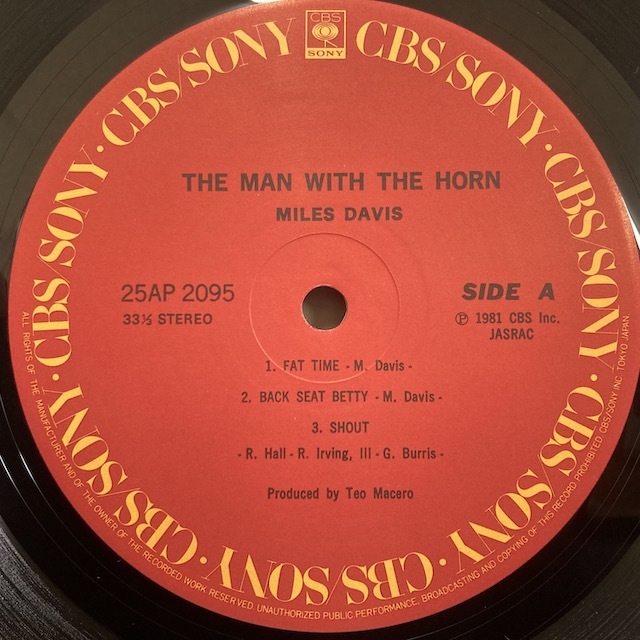 ■即決 MILES DAVIS the man with the horn 25ap2095 帯付き完品。_画像3