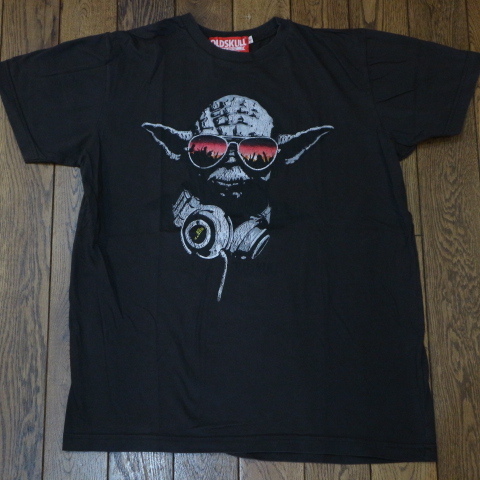 OLDSKULL ヨーダ DJ Tシャツ L ブラック STAR WARS スターウォーズ Yoda ジェダイ イラスト パロディ 映画 ムービー キャラクター_画像2